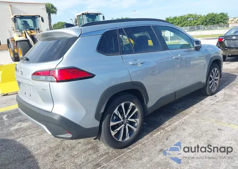 2025 Toyota Corolla Cross Xle from USA, damaged, VIN 7MUEAAAG3SV124841